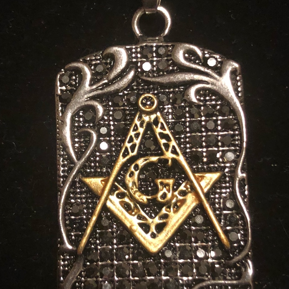 Pendant Necklace & Charm - Picture 3 of 5